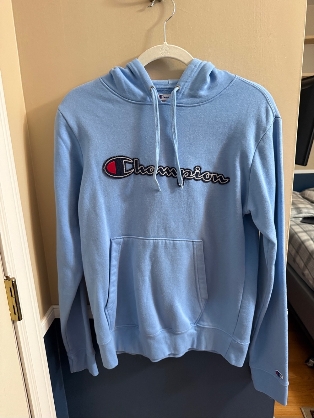 Champion Men’s Small Light Blue Sweatshirt